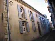 ancienne école de filles tenue par les soeurs de la congrégation de la croix dite de saint André, actuellement maison