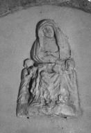 haut-relief : Pieta