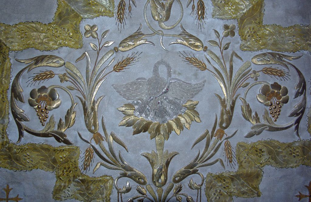 sommaire des textiles de l'église de Saint-Quentin-la-poterie