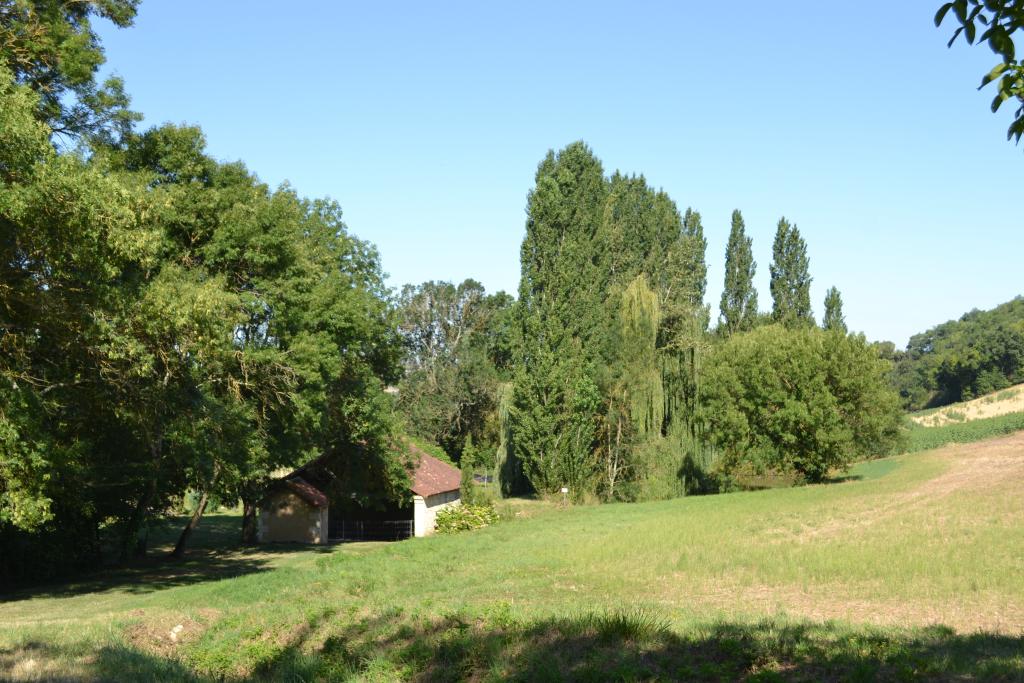 lavoir, fontaine et parc de Vassevin