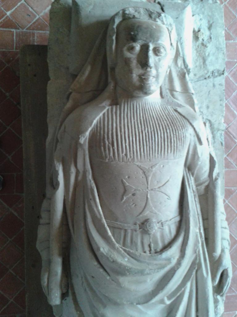tombeau : gisant d'Anne de Genouillac