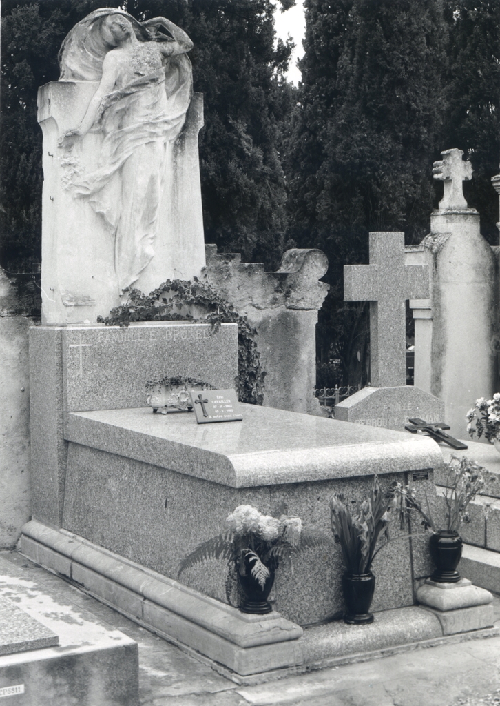 monument funéraire de la famille E. Brunel