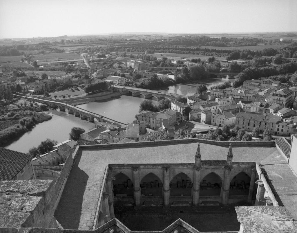 Ancienne cathédrale Saint-Nazaire et Saint-Celse, actuellement église paroissiale