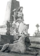 monument funéraire de la famille Crozals Gely