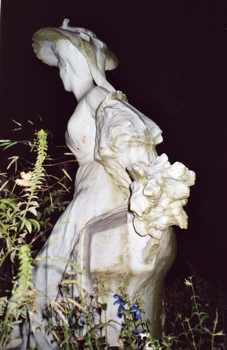 statue (colossal) : L'Eté ou l'Opéra comique moderne