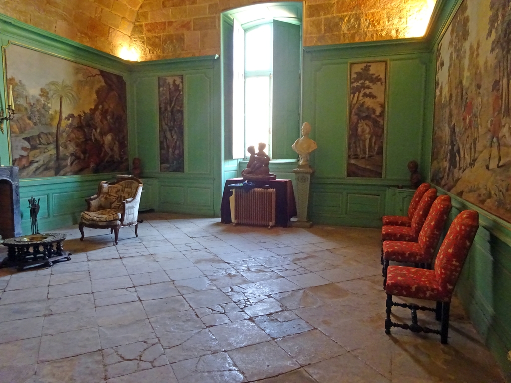 Le mobilier du salon vert