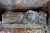 Gisant d'un membre de la famille de Queralt