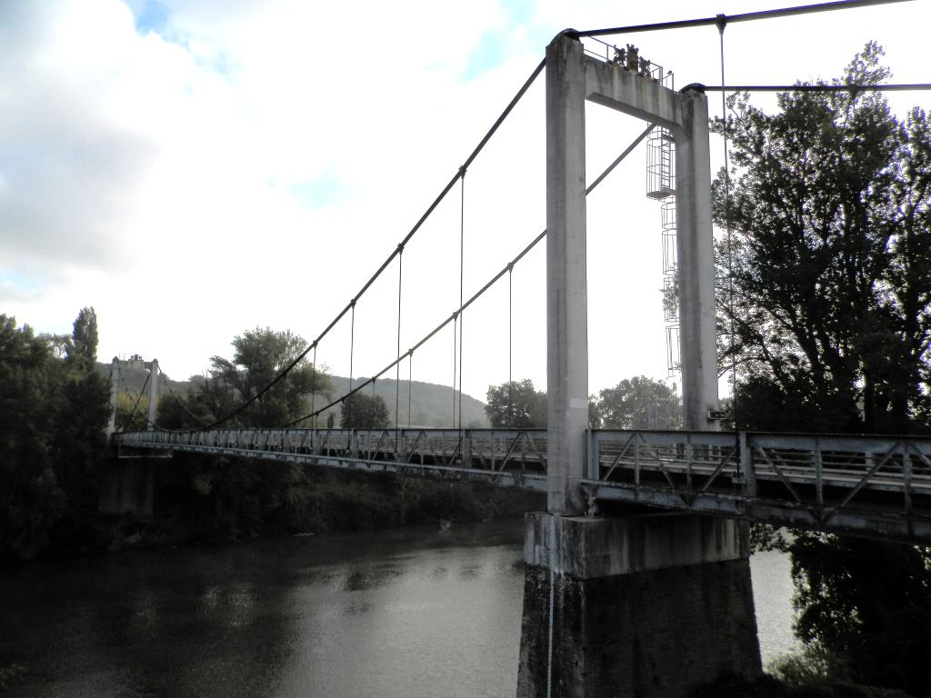 pont suspendu