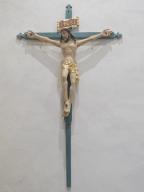 croix de confrérie et statue : Christ en Croix