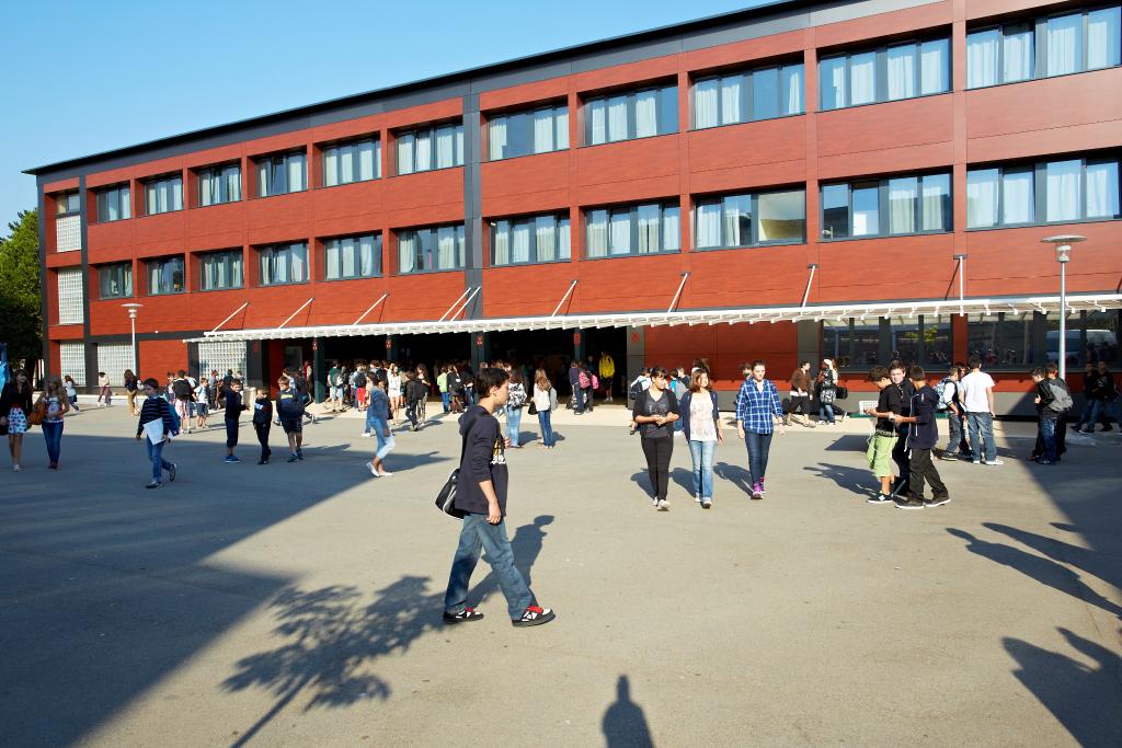 lycée Gaston Monnerville et collège Olivier de Magny (cité scolaire)