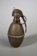 collection d'armes et d'objets de la Première Guerre mondiale