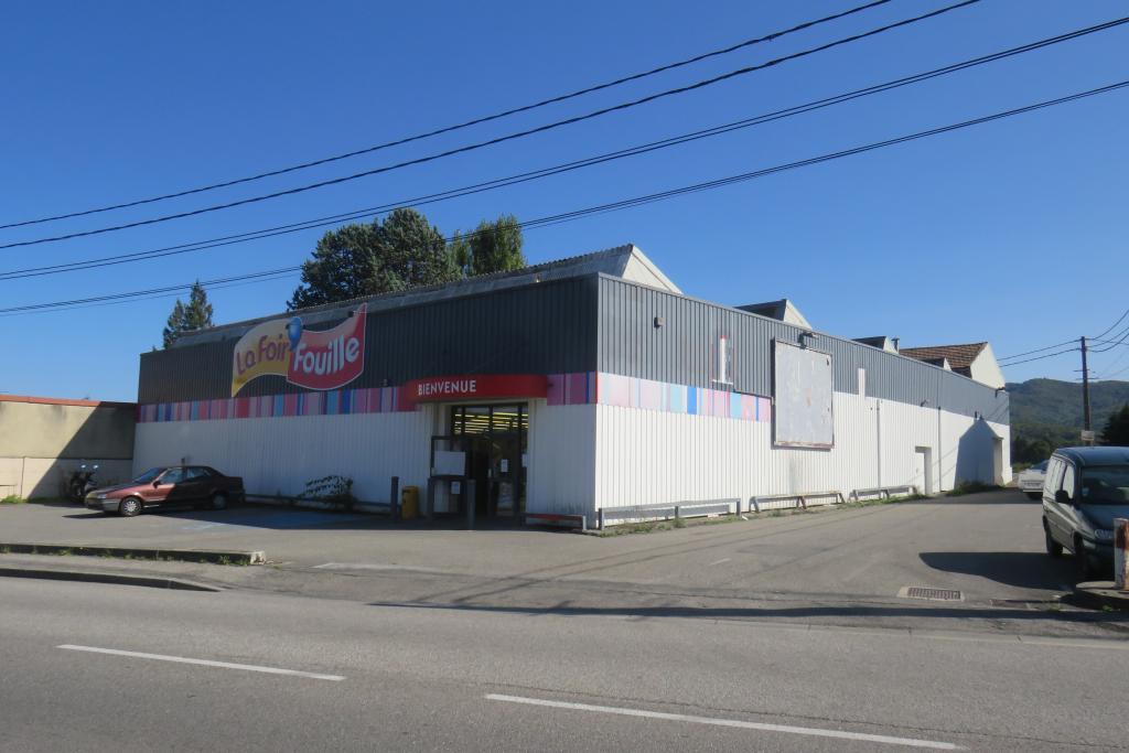 dépôt de matières premières, magasin et tissage Toussaint Bergère, puis Michel Thierry