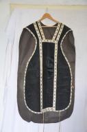 chasuble, étole de clerc, voile de calice, manipule : ornement noir 5