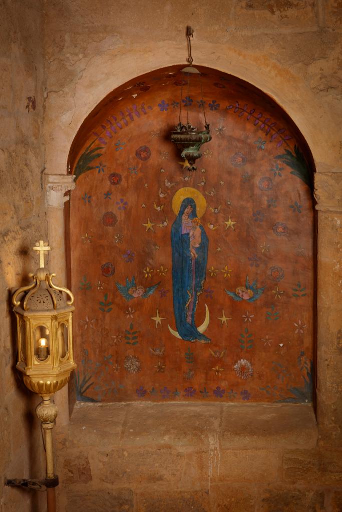 Peinture monumentale : Vierge à l'Enfant