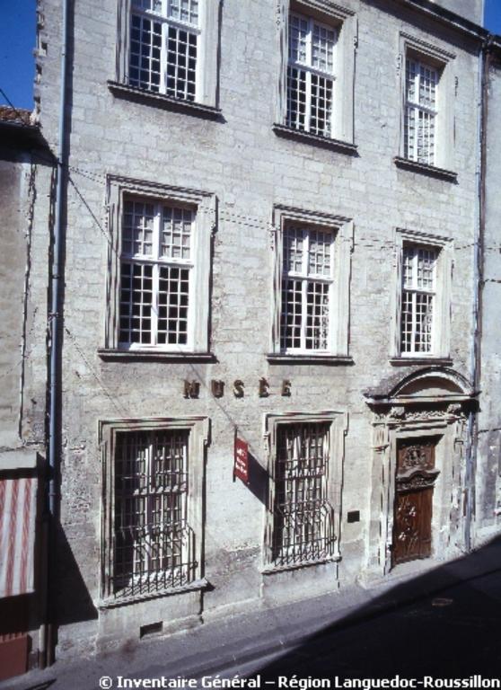 demeure dite hôtel de Calvière, puis hôtel Pierre de Luxembourg, actuellement musée Pierre de Luxembourg