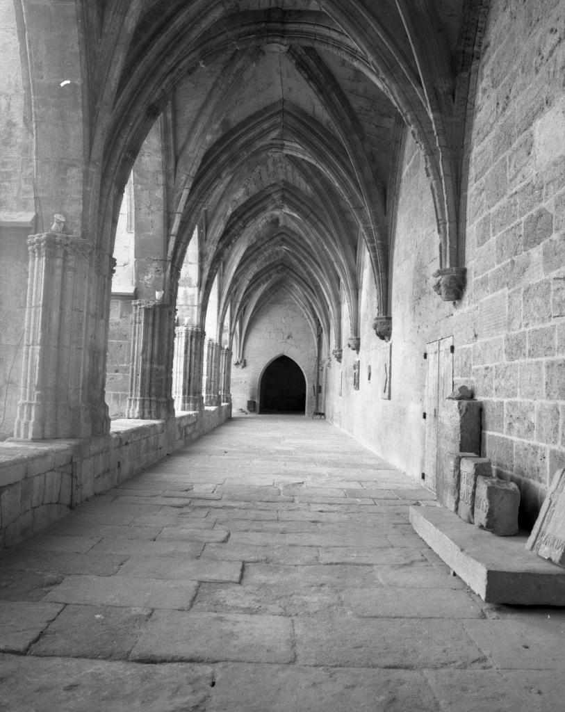 Ancienne cathédrale Saint-Nazaire et Saint-Celse, actuellement église paroissiale
