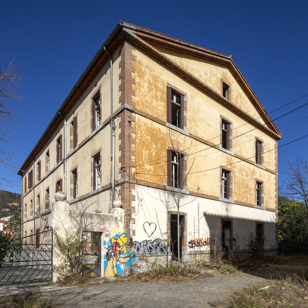 Ancien hôpital thermal des armées