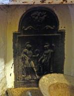 plaque de cheminée avec une scène à l'Antique