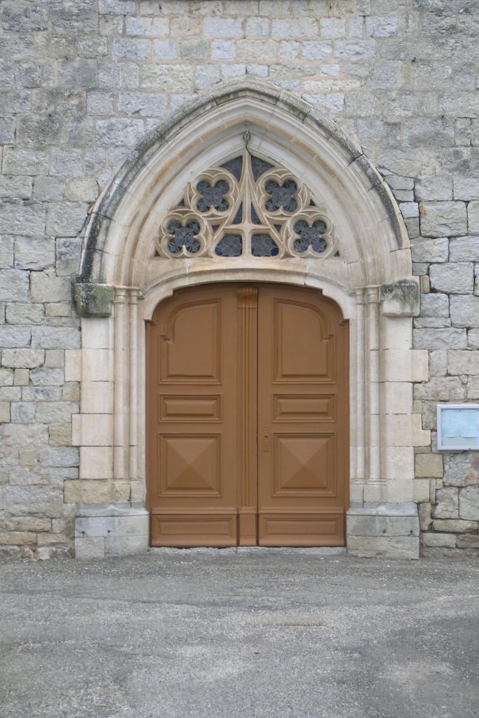 église paroissiale Saint-Pierre, ou Saint-Pierre et Saint-Paul