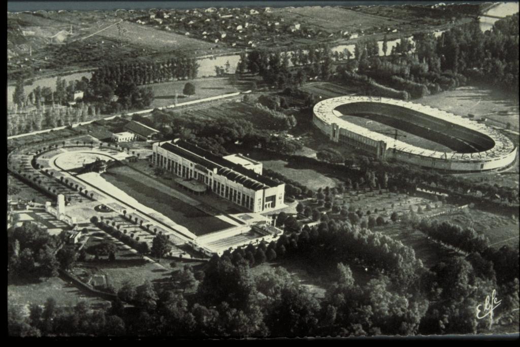 complexe sportif dit Parc des sports, piscine municipale Alfred Nakache
