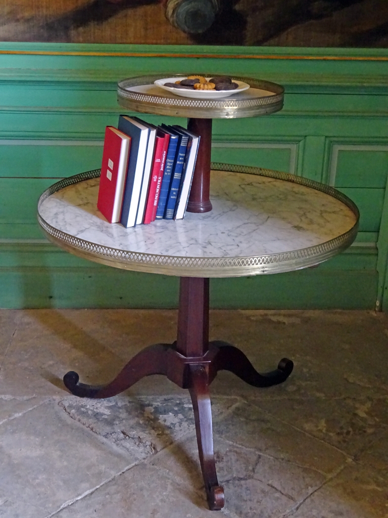 Le mobilier du salon vert