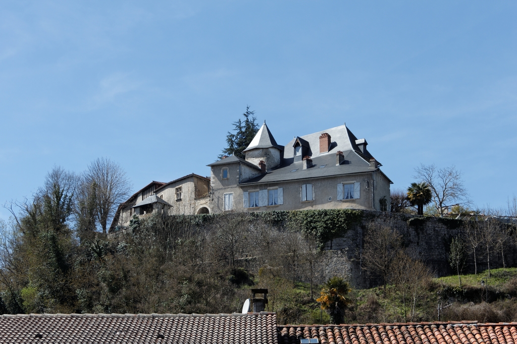 hôtel, puis évêché, puis maison