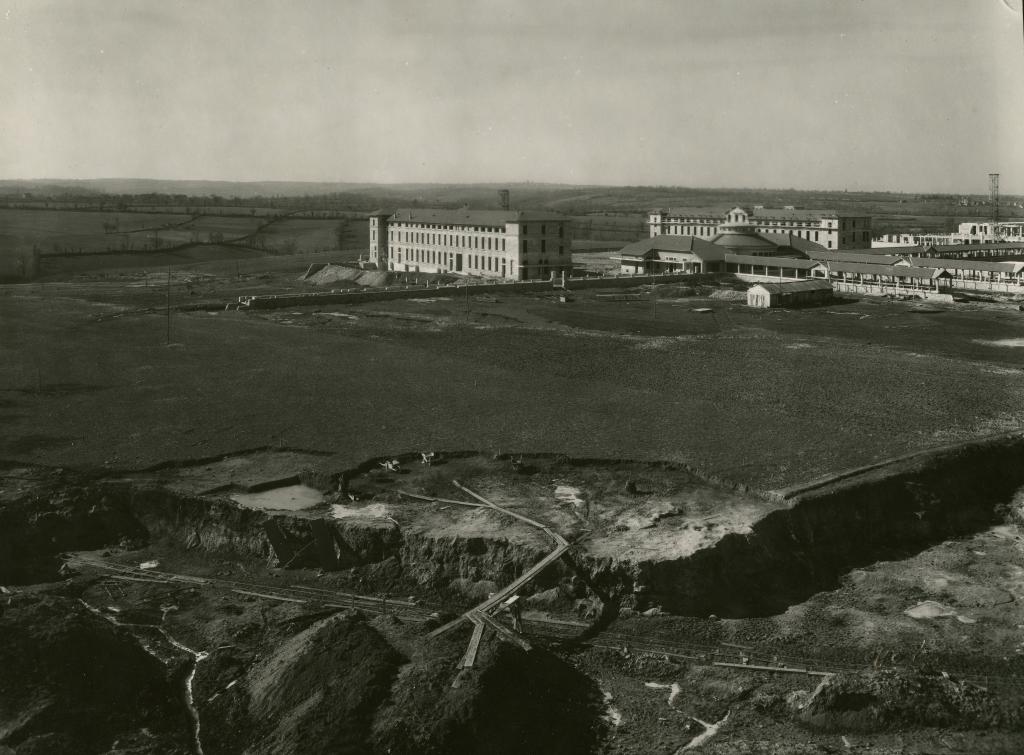 hôpital psychiatrique de Cayssiols, aujourd'hui centre Hospitalier Sainte-Marie de Rodez