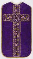chasuble violette avec manipule, voile de calice et bourse de corporal
