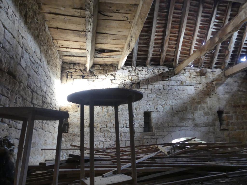 ancienne demeure puis grange