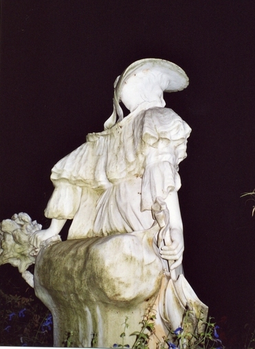 statue (colossal) : L'Eté ou l'Opéra comique moderne