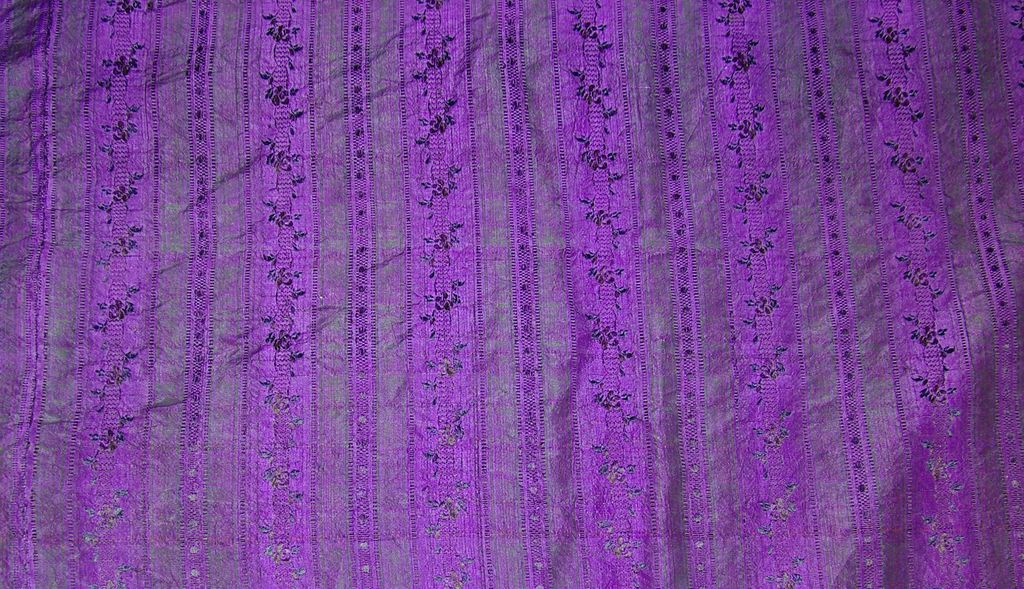 Sommaire des textiles de l'église de Lecques