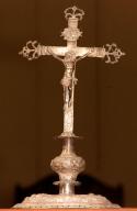 croix d'autel : Christ en croix