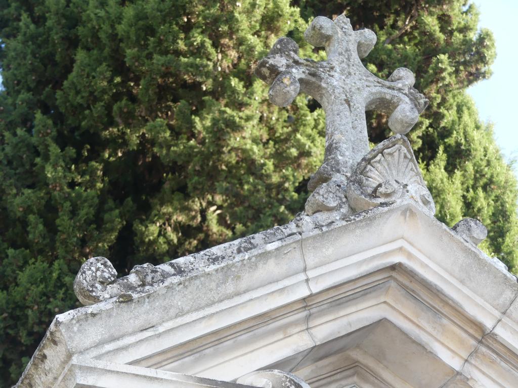 tombe, trapèze B, couronne, n°245, tombeau de Jean et Emile Gibert