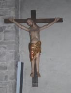 statue : Christ en croix