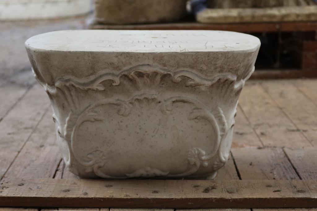 modèle et moule industriel de jardinière festonnée