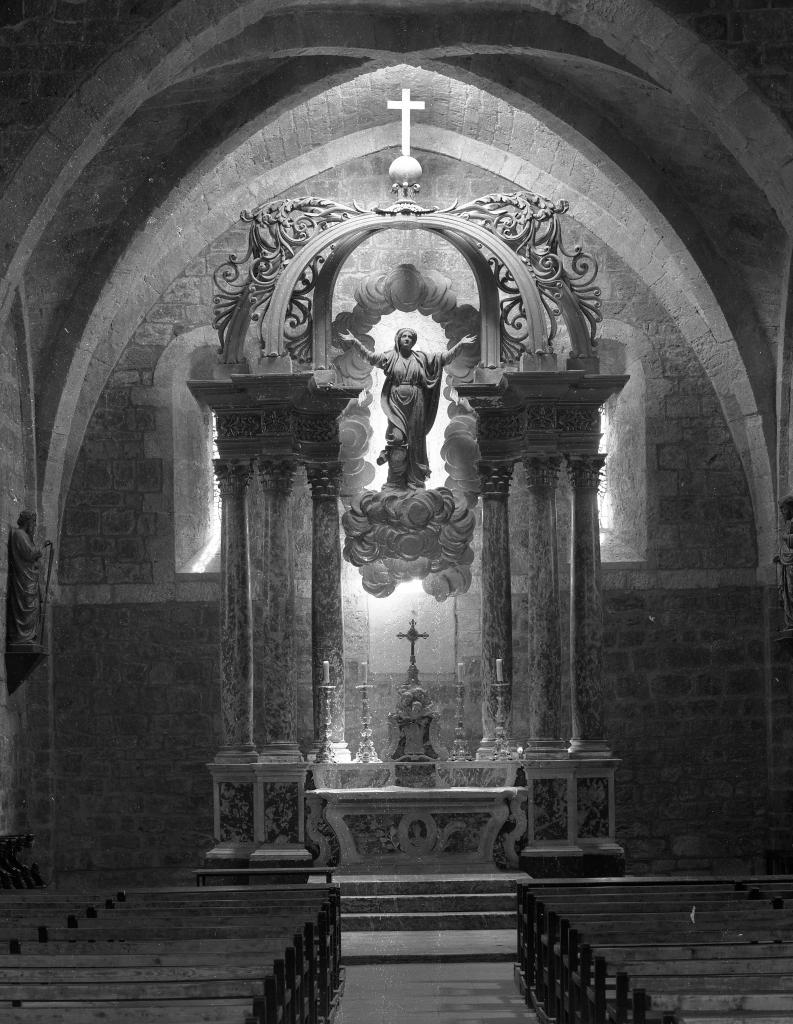 autel, tabernacle, retable, statue : L'Assomption de la Vierge (maître-autel)