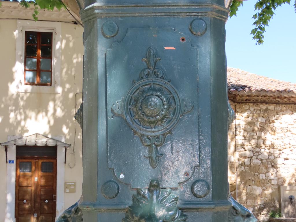 fontaine monumentale