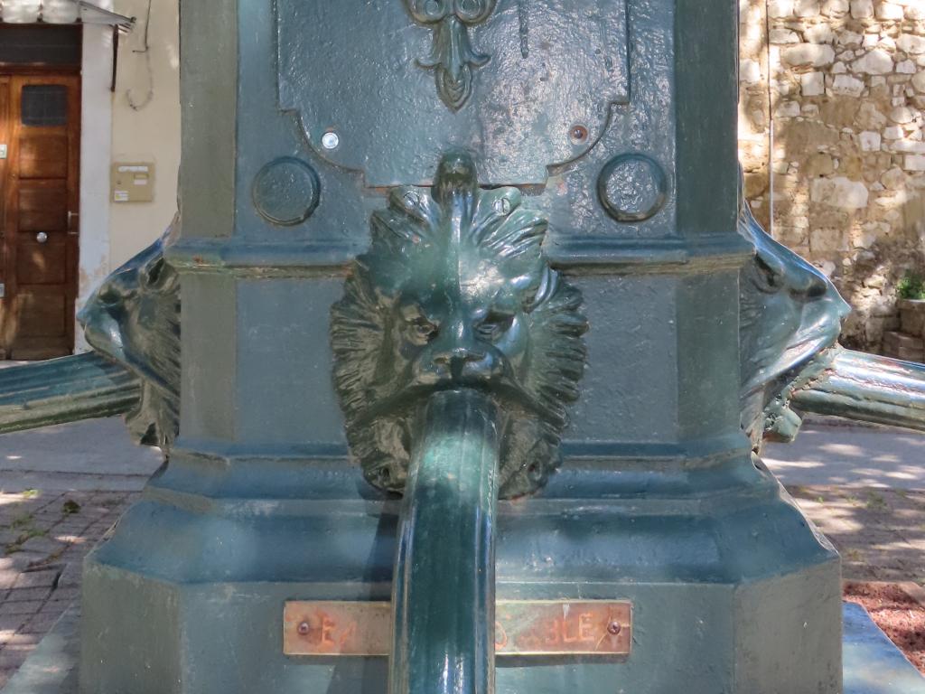 fontaine monumentale