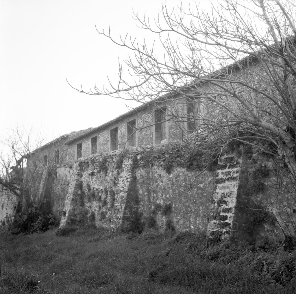 Ferme dite Mas de Saint-Marcel le Vieux