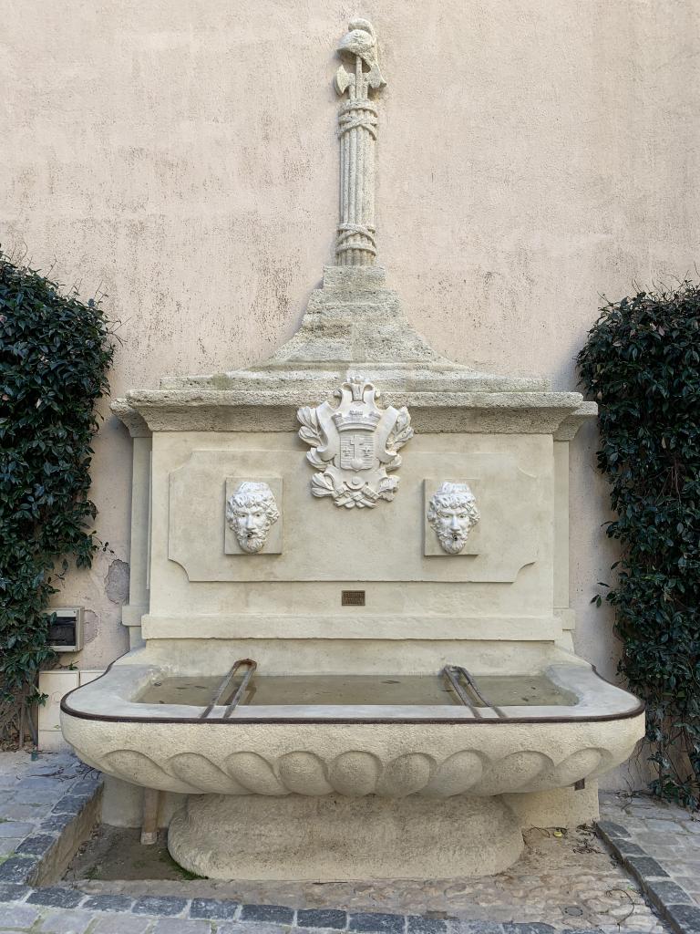Fontaine, griffoul