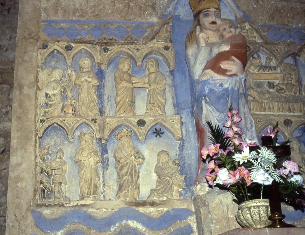 retable avec Vierge à l'Enfant et scènes de la vie de la Vierge