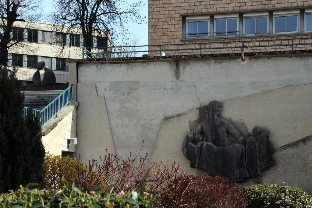 Bas-relief : la Lozère