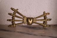 Elément de statuette : coeur aux 7 glaives de Notre-Dame des Douleurs