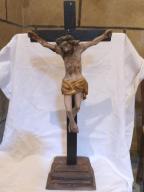 statue (statuette) : Christ en croix