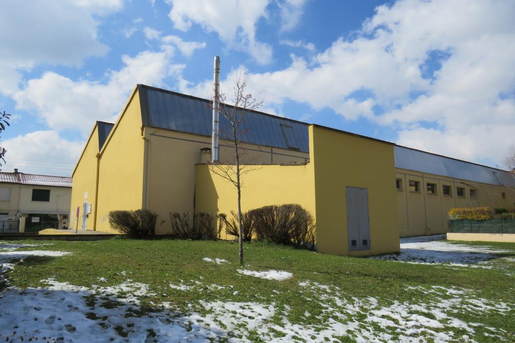 entrepôt industriel du tissage de laine Audouy-Clergue ; actuellement gymnase