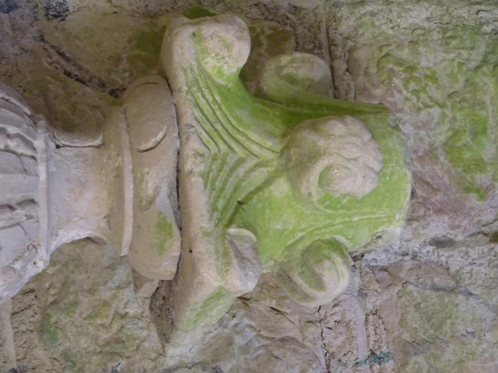 décor autour de la Vierge à l'enfant, galerie orientale du cloître