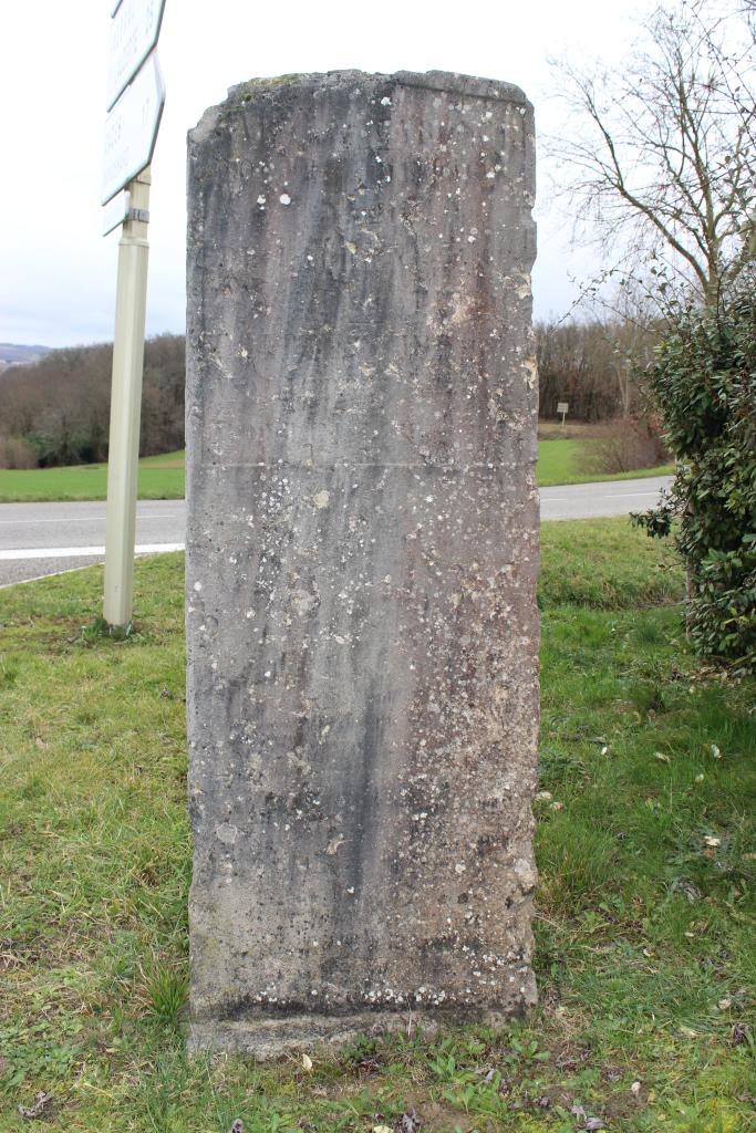 borne routière de Molières