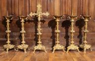 garniture du maître-autel (ensemble de 5 chandeliers et croix d'autel)