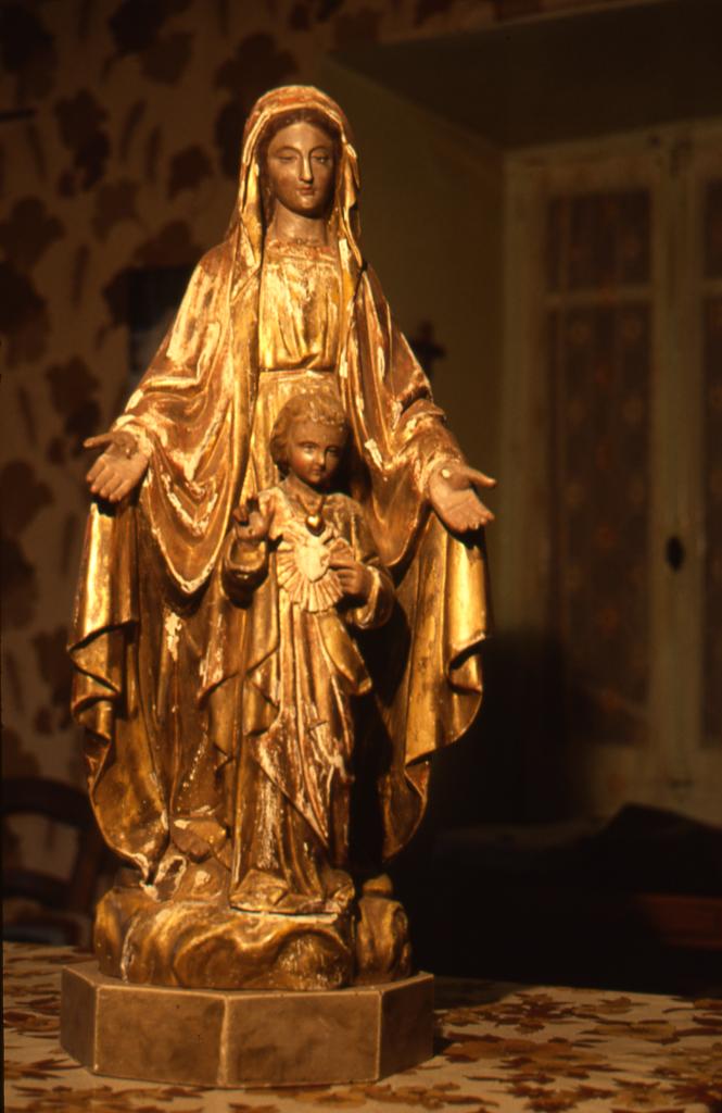 statue Vierge à l'Enfant