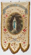 Bannière blanche de Notre-Dame de Lourdes